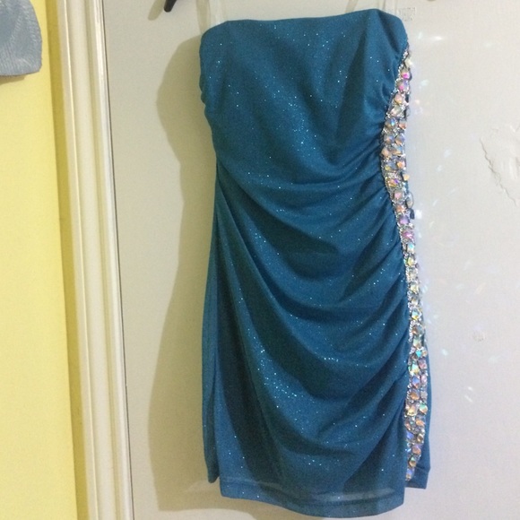 Prom/homecoming dress