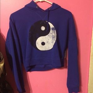 ying yang blue crop top hoodie