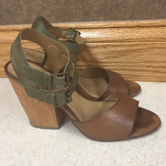 Mia Wedges/Heels