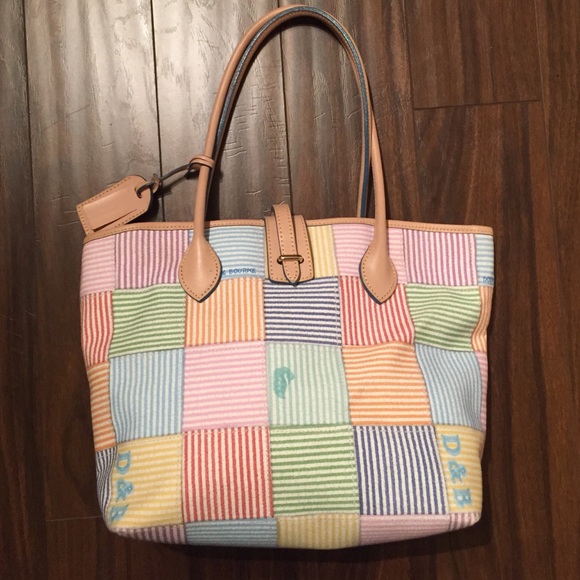 Dooney & Bourke Purse - Picture 1 of 4
