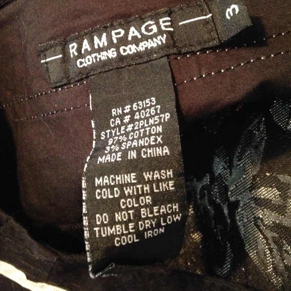 Black and white cotton ribbon skirt. - Picture 2 of 3