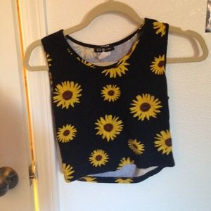 Daisy crop top
