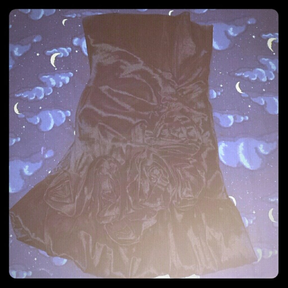 Sleeveless Black Dress w/ Roses & Flare on Bottom