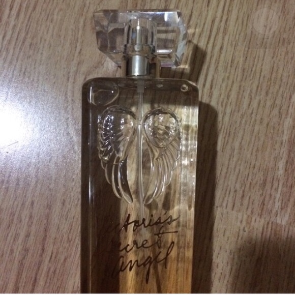 NWT! VS gold fragrance mist 8.4 fl oz