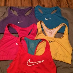 Nike sports bra bundle!!