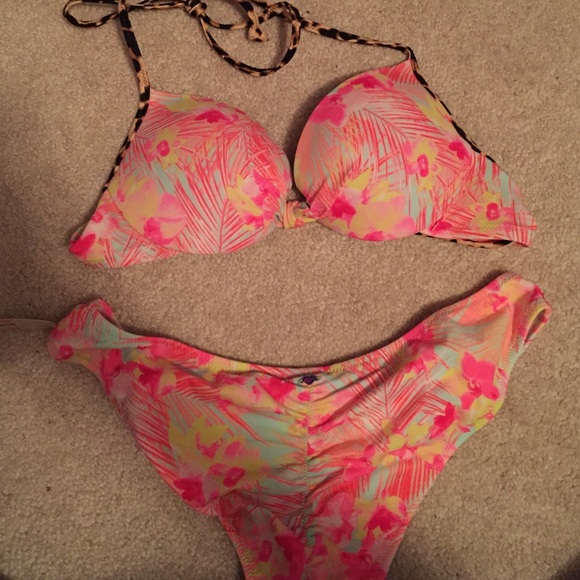 Victoria Secret Pink bathing suit!