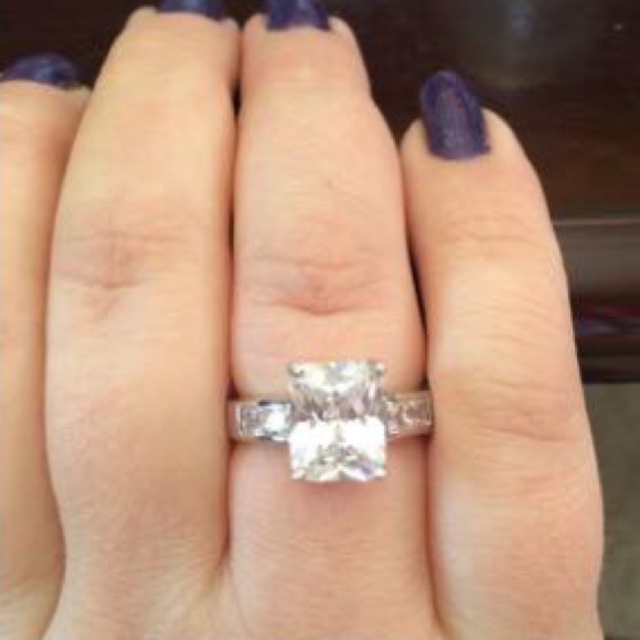 Lot of 2 Fashion Cubic Zirconia Rings