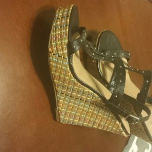 Black and multi color wedges.