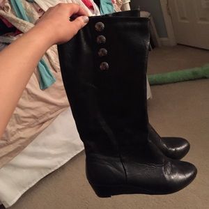 Black boots