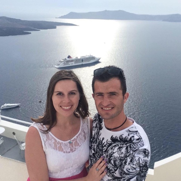 Meet Your Posher ๐ ๐ ๐ - Picture 5 of 9