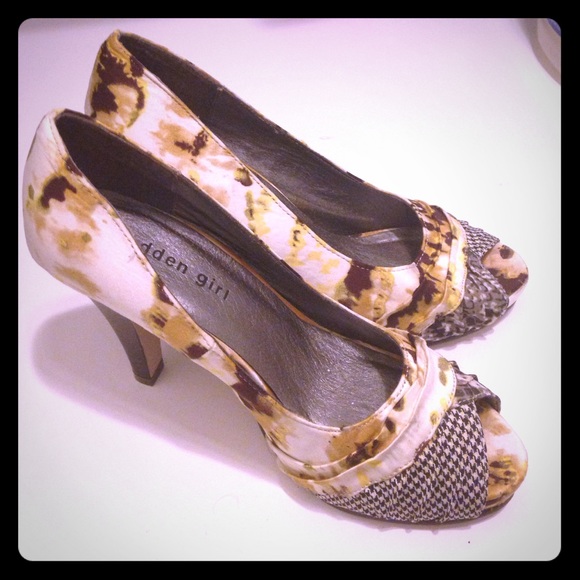 Fun dress shoes!