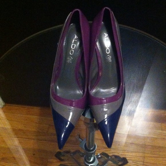 Blue pumps - Picture 2 of 3