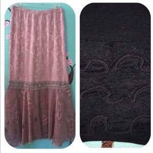 Floral skirt and ruffled sock