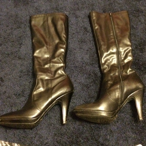 Classic black leather boots