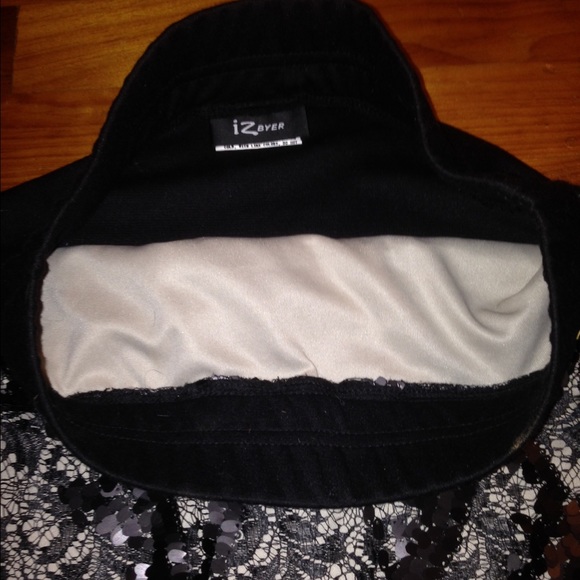 Mini skirt - Picture 2 of 2