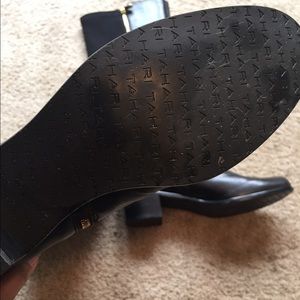 Equestrian riding boots