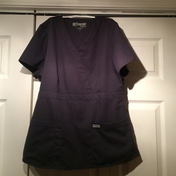 Grey's Anatomy scrub top. Excellent condition!