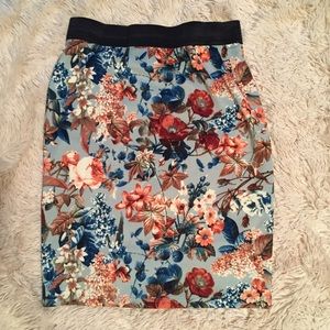 Floral Print Bodycon Skirt!