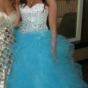 Mori Lee size 2 prom dress