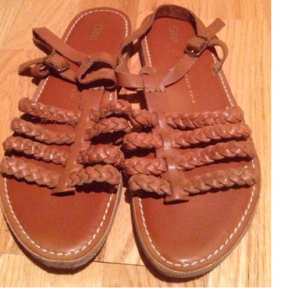 Gap sandals