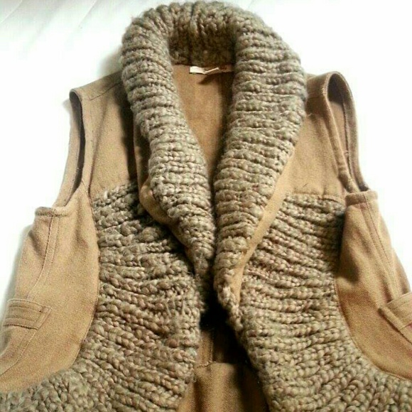 Reserved for Bangbang79 ❎Free People Vest sz Small