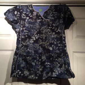 NWOT. Woman's Scrub top