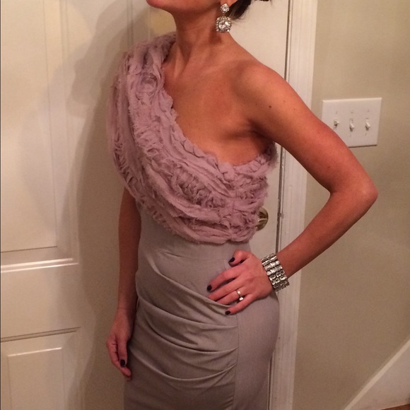 Black Halo one Shoulder dress - Picture 2 of 4