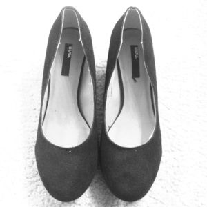 Black BDG heels