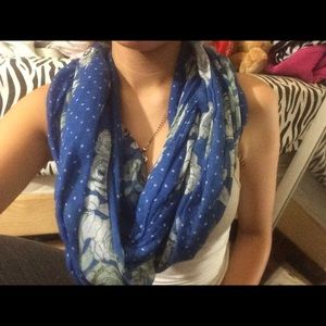 American eagle scarf