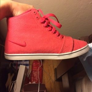NIKE 6.0 high top red sneakers!