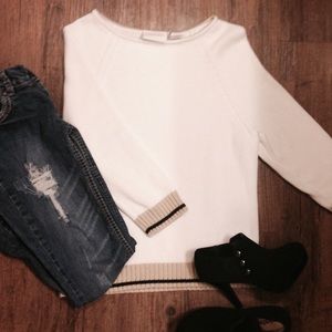 ✖️SOLD✖️Liz Claiborne off-white 3/4 sleeve sweater