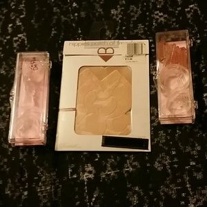 Nippie patches and 2 set of clear straps for bras.