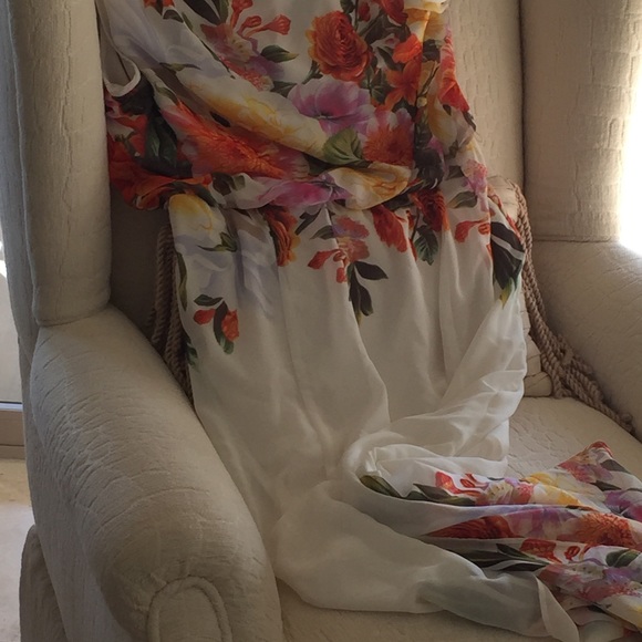 SOLD in bundle. Maxi Dress. - Picture 4 of 4