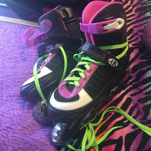 Roller blades