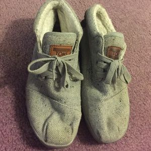 Grey Toms- size 7.5