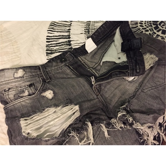 Grey destroyed denim shorts