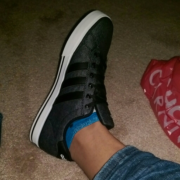 Adidas neo low top