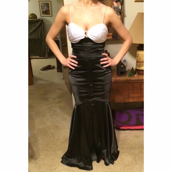 Elegant black and white prom dress