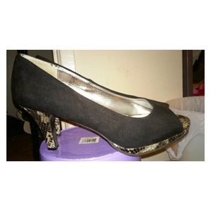 Snake print black high heels