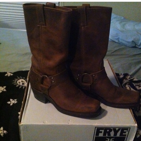 Frye Boots - Frye Harness boots