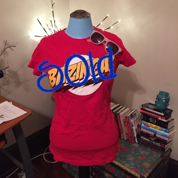 🚫SOLD🚫 Big Bang theory bazinga top size M