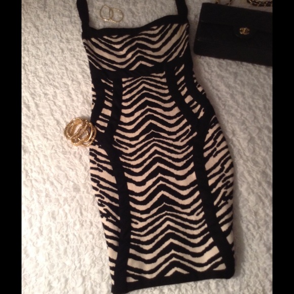 🔴SOLD in bundle🔴 sexy zebra dress - Picture 3 of 4