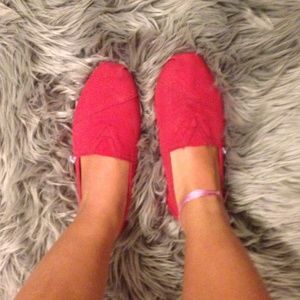 Red toms