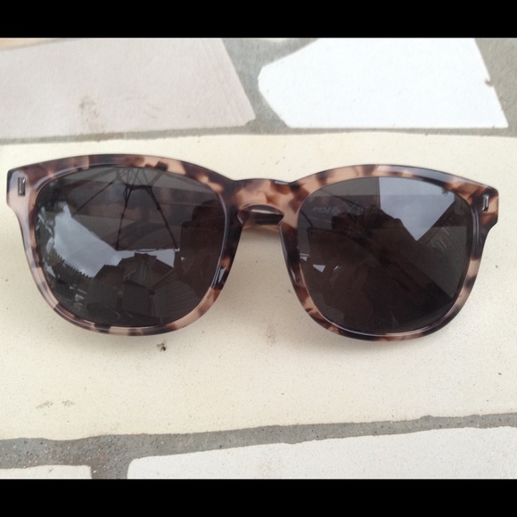 Spy Accessories - Spy Beachwood Sunglasses