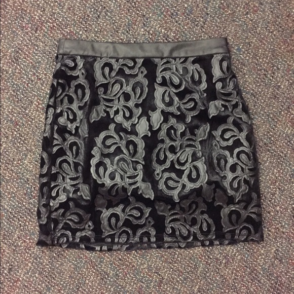 Forever 21 skirt new with tags