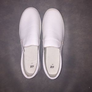 White h&m slip ons