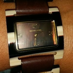 Hold for miss achandler1 😉Michael kors watch