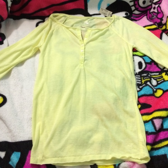 American Eagle Outfitters Tops - NWT AMERICAN EAGLE SMALL yellow top $8 LOWEST American Eagle Outfitters Tops - NWT AMERICAN EAGLE SMALL yellow top $8 LOWEST