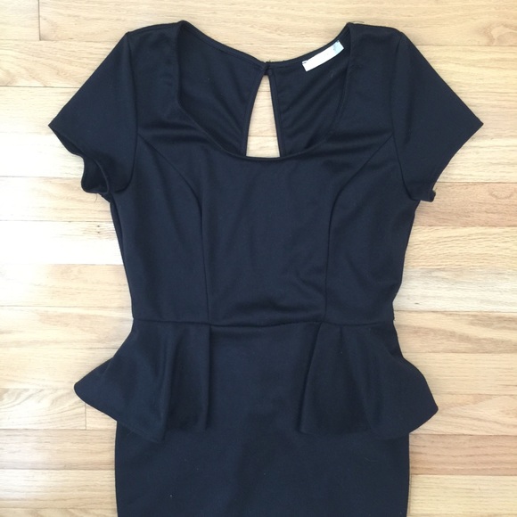 Black Lush Peplum Dress - Picture 2 of 3