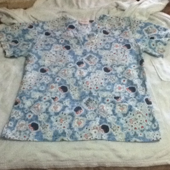 Animal Lovers' Scrub Top with Pockets